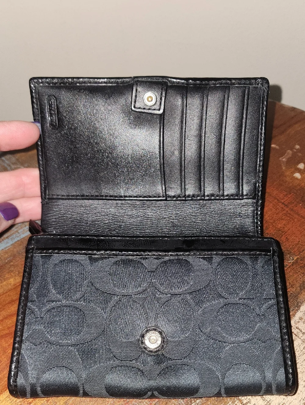 Coach Black Signature Compact Trifold Leather Wallet
